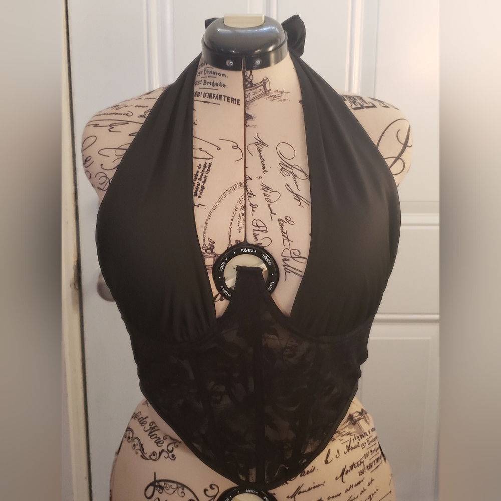 NWOT Black Lace Corset Style Halter Top / Shirt With Underwire Size 1XL